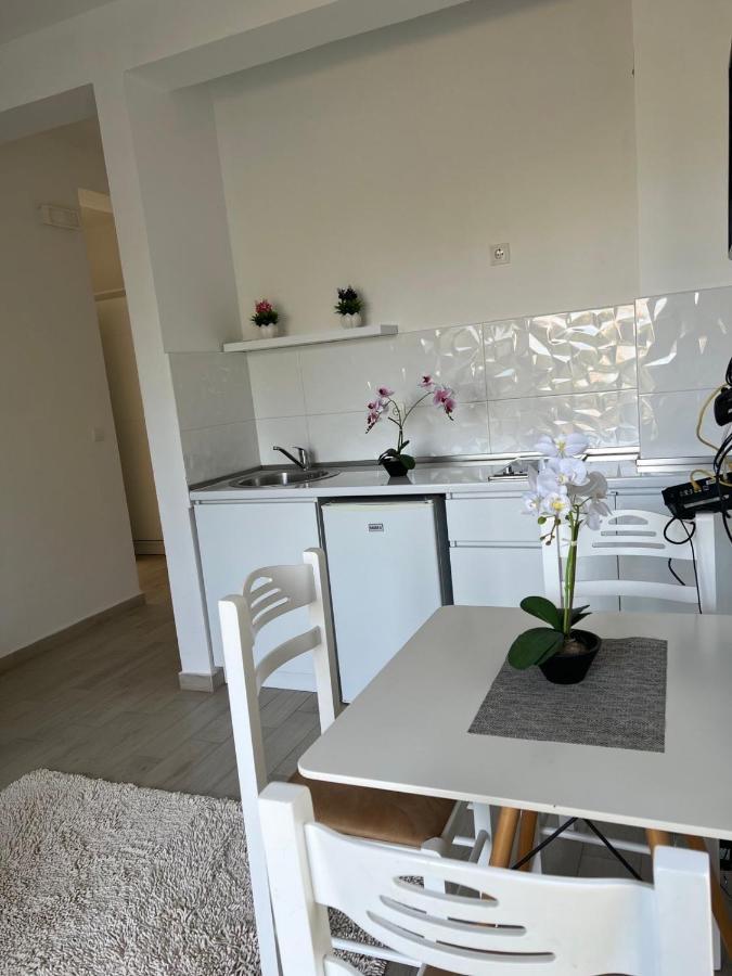 Rasi Luxury Apartments Ulcinj Ngoại thất bức ảnh